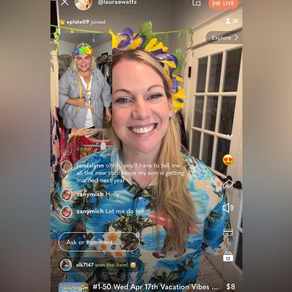 LAURAEWATTS 💗 IS LIVE! Come shop and hang out with us! - Picture 12 of 16